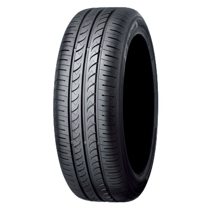 ヨコハマタイヤ ブルーアース AE01 165/65R15 81S（ソリオ承認）